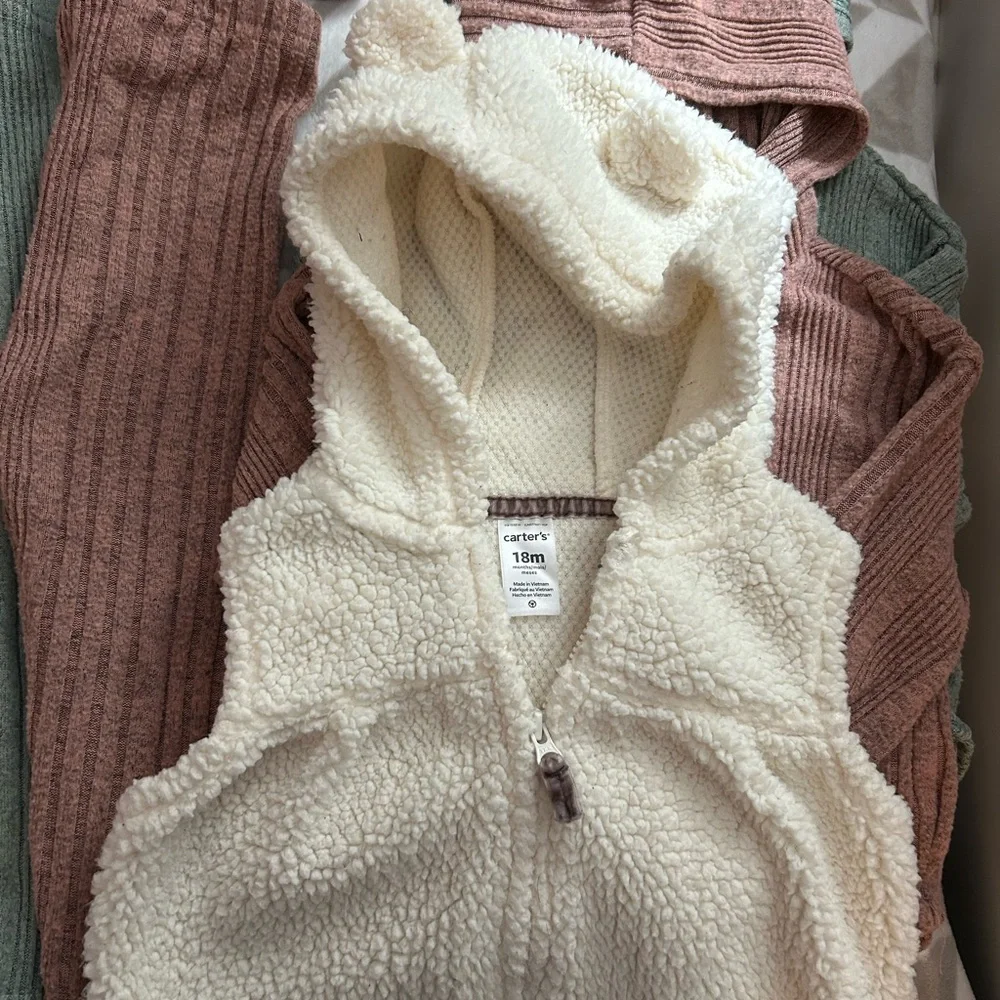 18 Month Girls Bundle Lot of 34 pieces - Picture 6 of 12